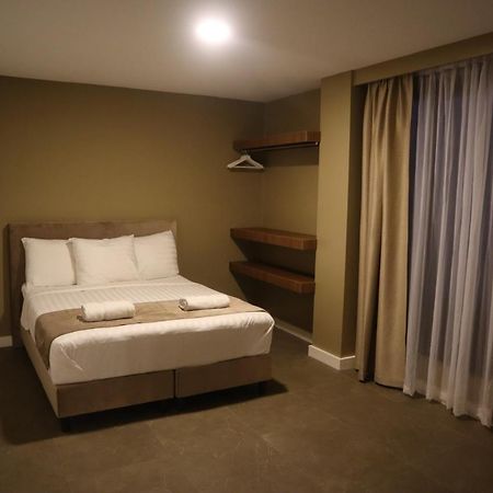 Empire Apartments Su 2 Marthastraat Paramaribo Eksteriør billede