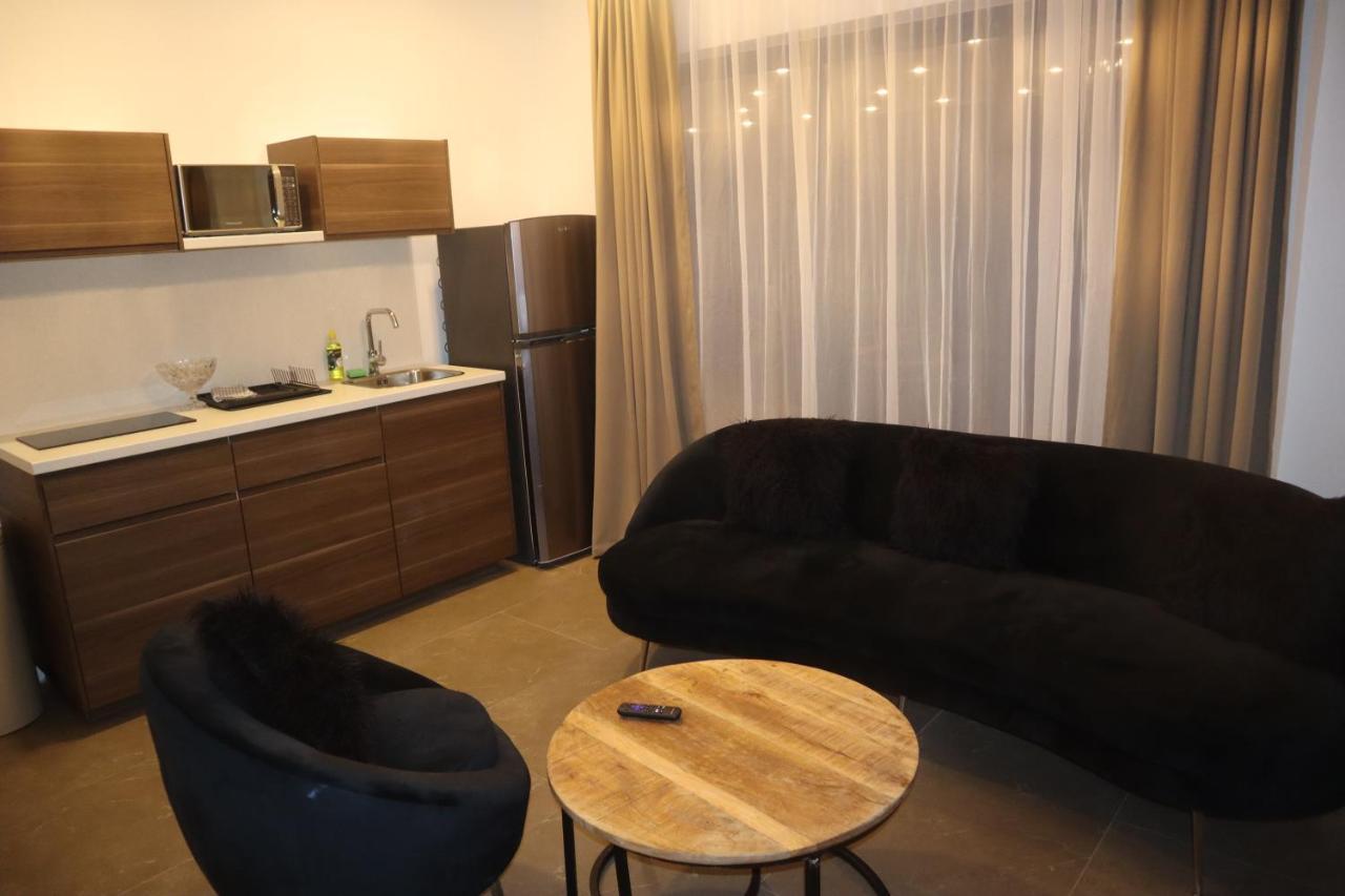 Empire Apartments Su 2 Marthastraat Paramaribo Eksteriør billede