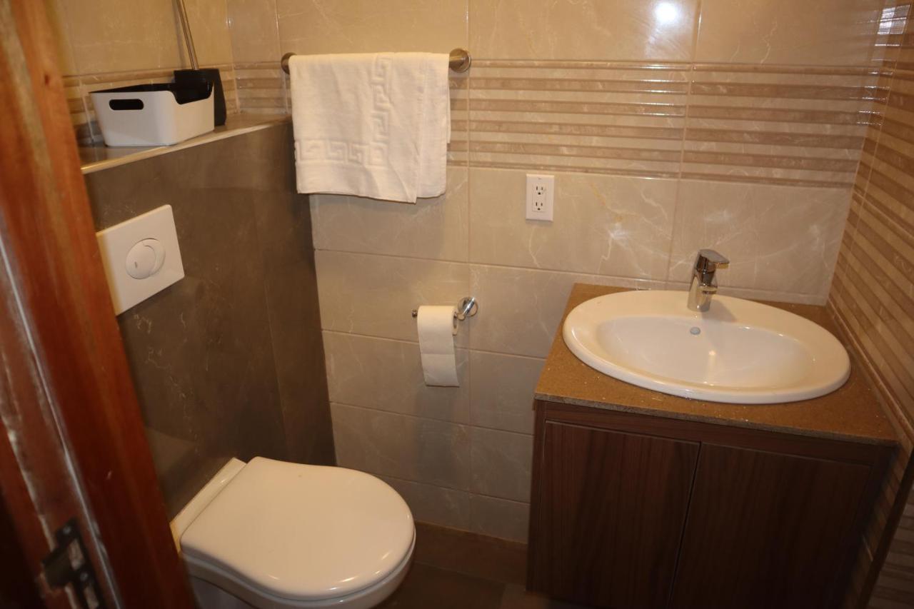 Empire Apartments Su 2 Marthastraat Paramaribo Eksteriør billede